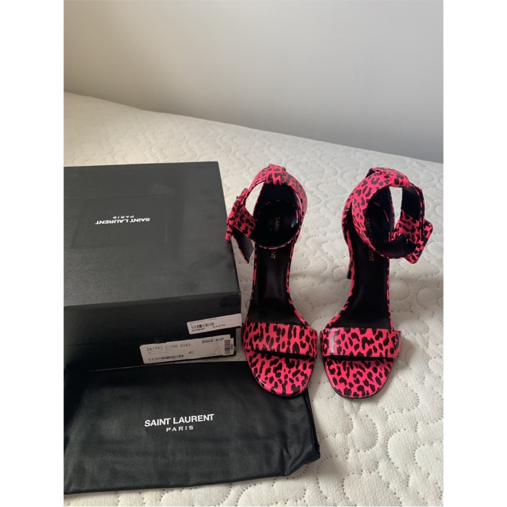 Saint Laurent babycat heels in soft calf leather